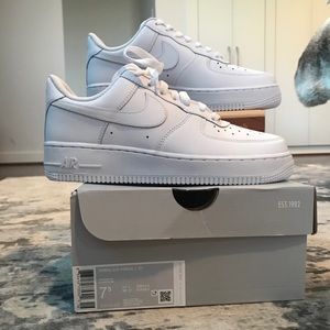 Nike Woman’s Air Force 1 ‘07
